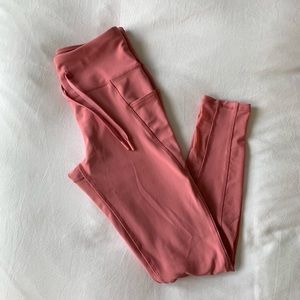 Pink spandex leggings🌷